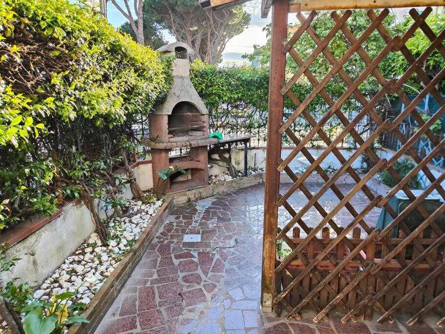 Apartamento L'Appoggio Perfetto Viareggio Exterior foto