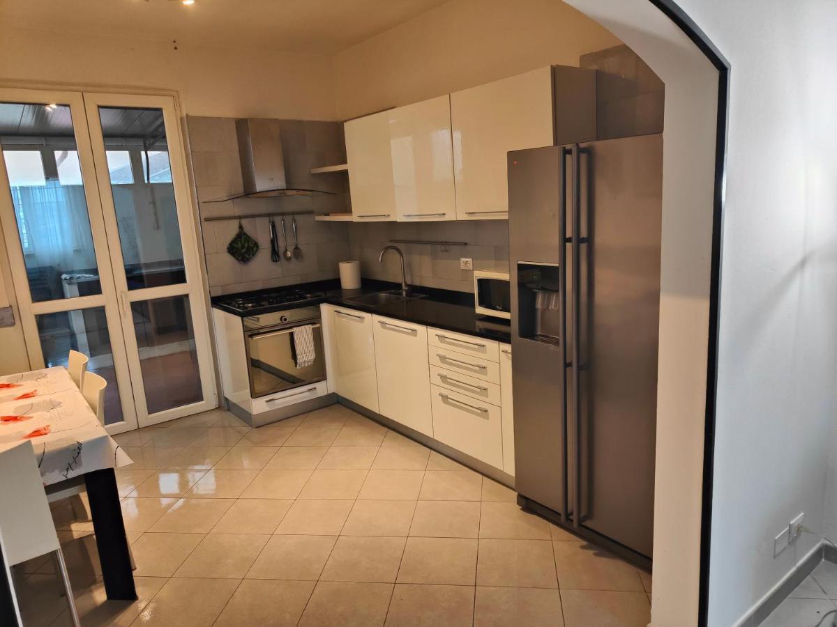 Apartamento L'Appoggio Perfetto Viareggio Exterior foto