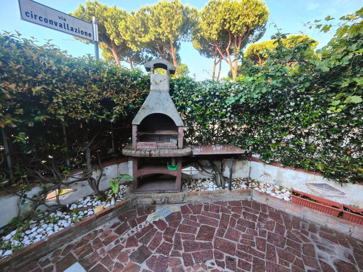 Apartamento L'Appoggio Perfetto Viareggio Exterior foto